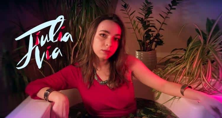 Jiulia Via Obsession