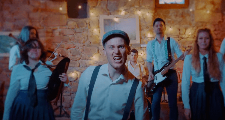 Les Derries The Leprechaun