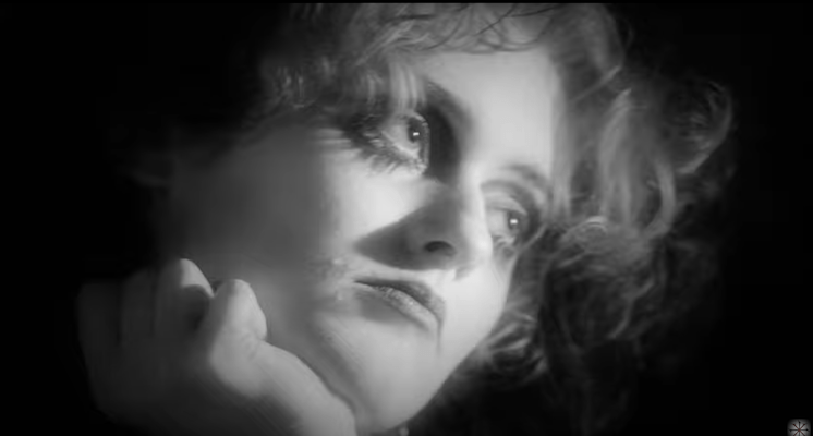 SEXBLOOD I TALK TO THE DEAD