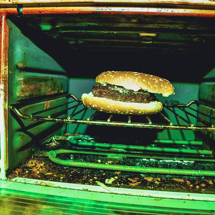 IDIOTS WITH GUNS par BISON IV