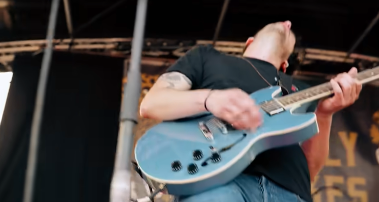 Deadly Shakes Living by the River